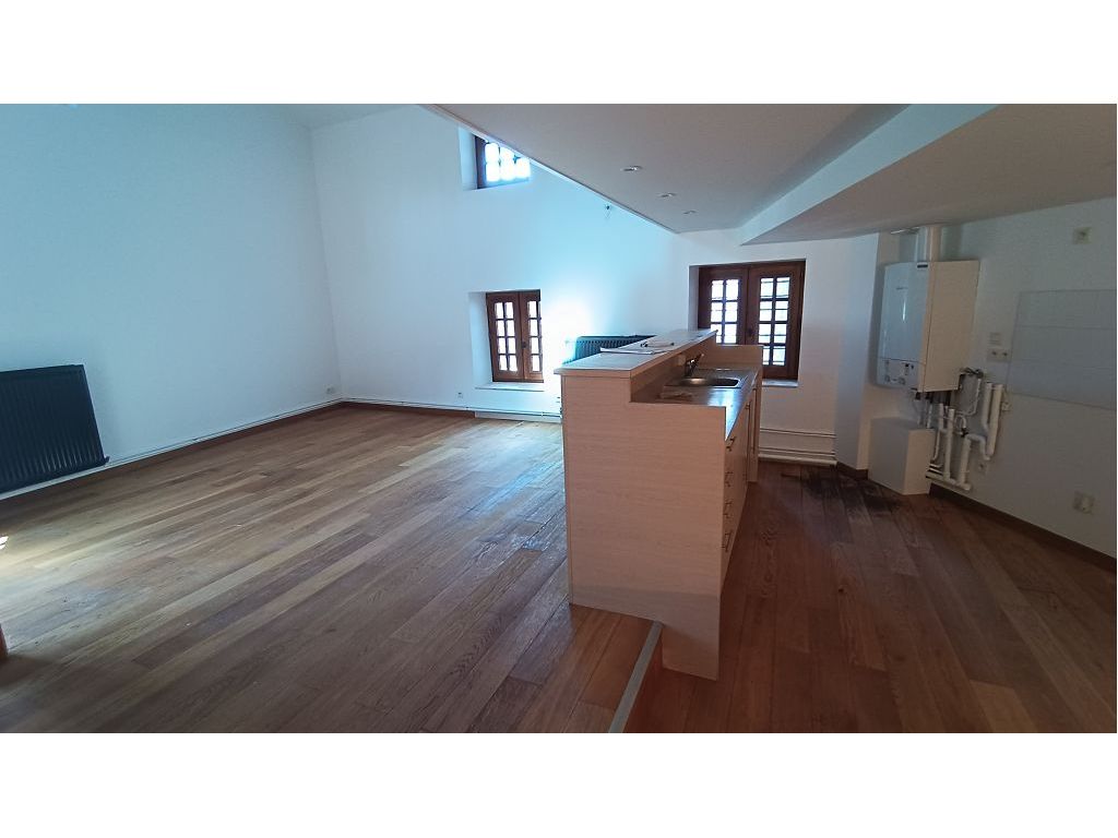 Maison de bourg NERONDE (42510) ROCHETTE IMMOBILIER