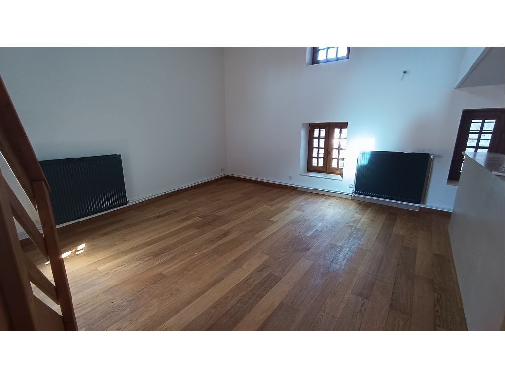 Maison de bourg NERONDE (42510) ROCHETTE IMMOBILIER