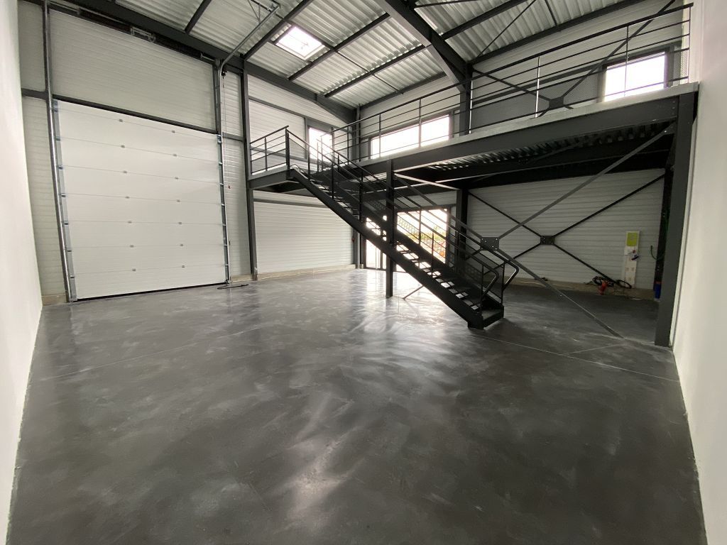 Local commercial MARCLOPT (42210) ROCHETTE IMMOBILIER