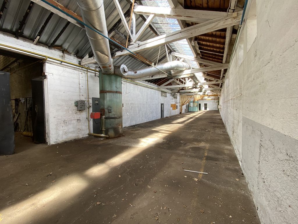 Local commercial LEIGNEUX (42130) ROCHETTE IMMOBILIER