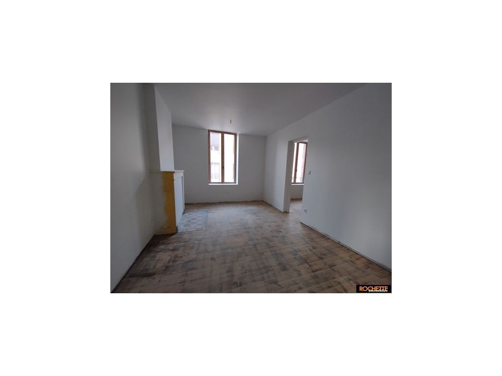 Immeuble BOEN SUR LIGNON (42130) ROCHETTE IMMOBILIER