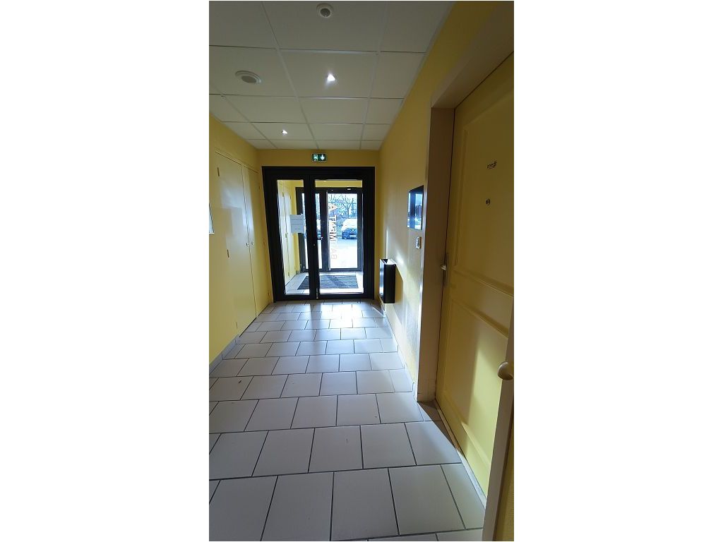 Local commercial SAVIGNEUX (42600) ROCHETTE IMMOBILIER