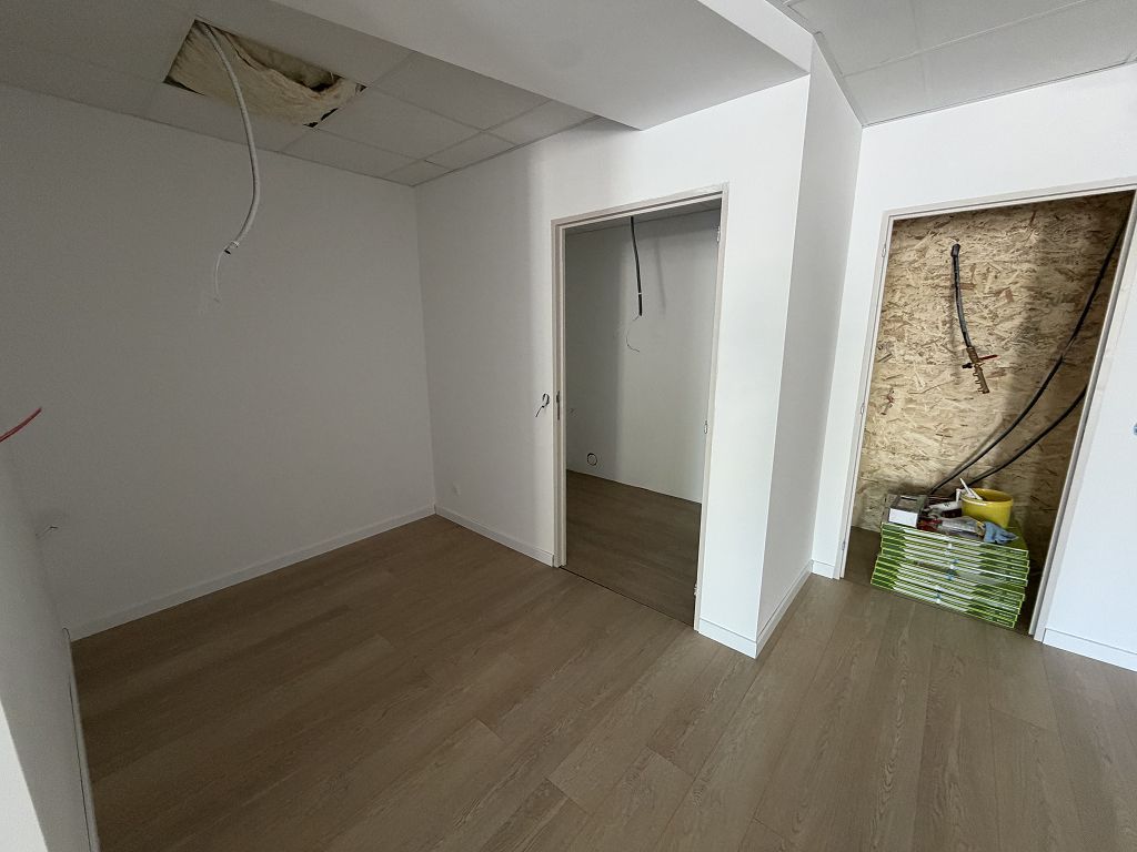 Local commercial MONTROND LES BAINS (42210) ROCHETTE IMMOBILIER
