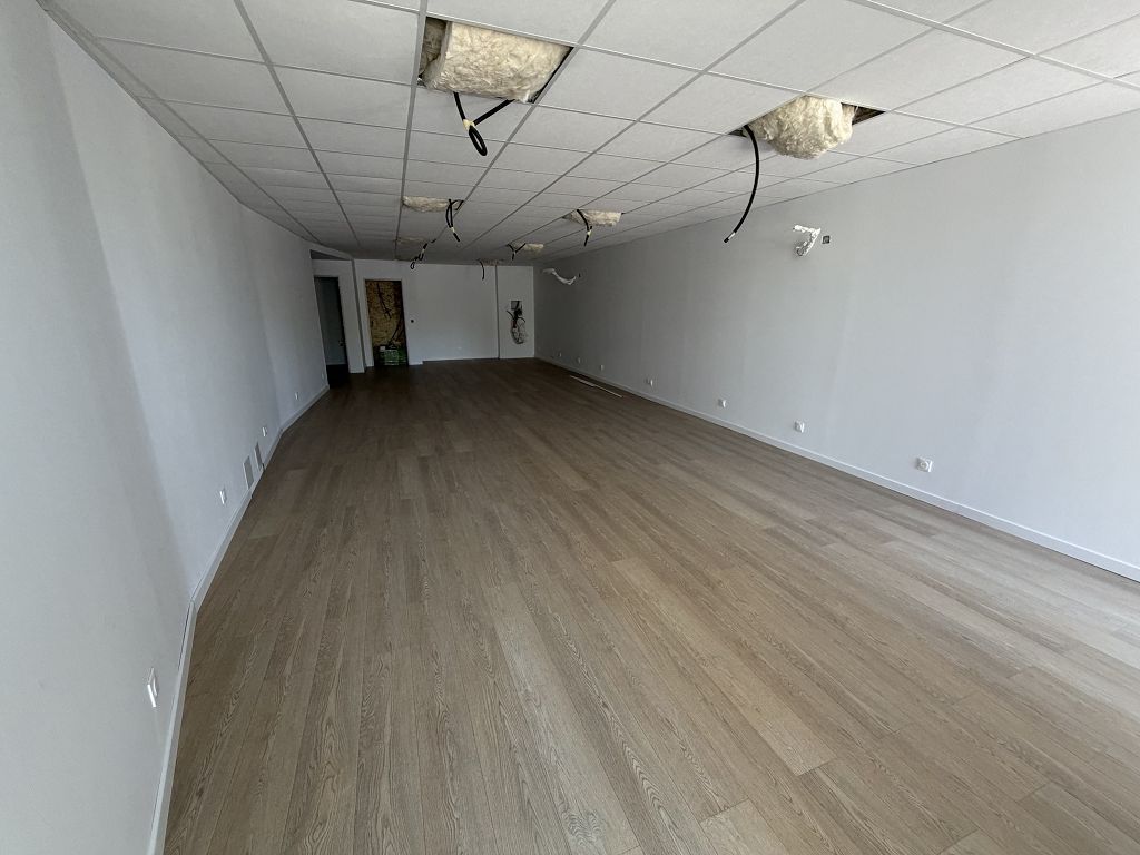 Local commercial MONTROND LES BAINS (42210) ROCHETTE IMMOBILIER