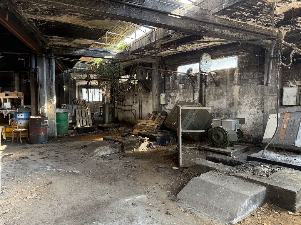 Local commercial LEIGNEUX (42130) ROCHETTE IMMOBILIER